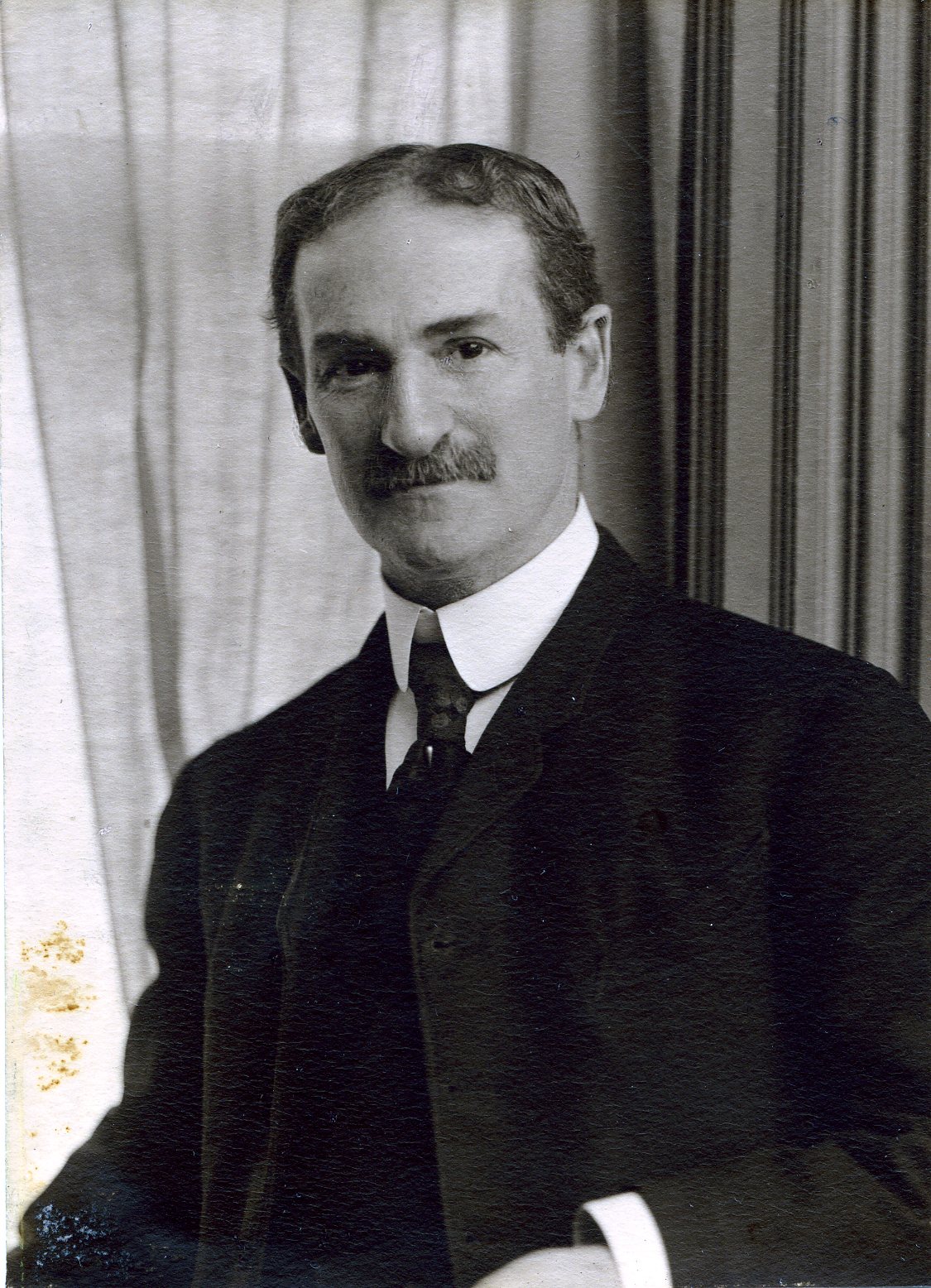 Member portrait of William J. Henderson